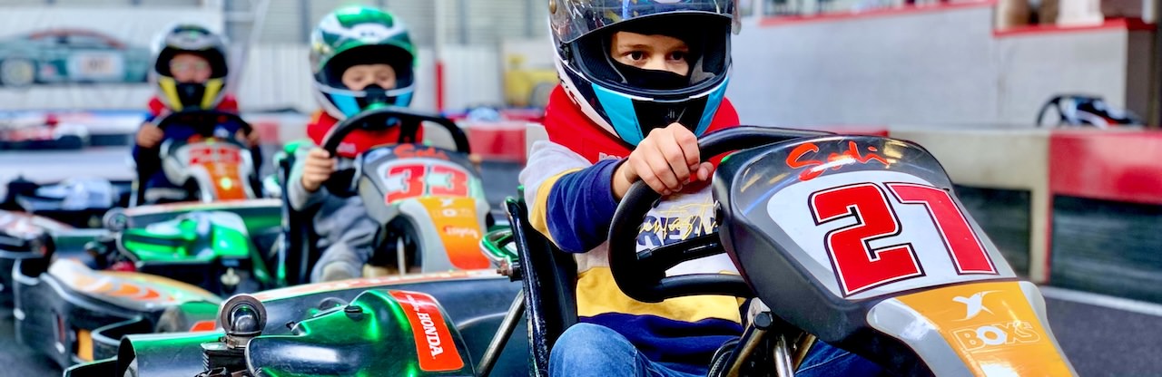 Karts enfants sur le circuit Indoor de St-Sébastien